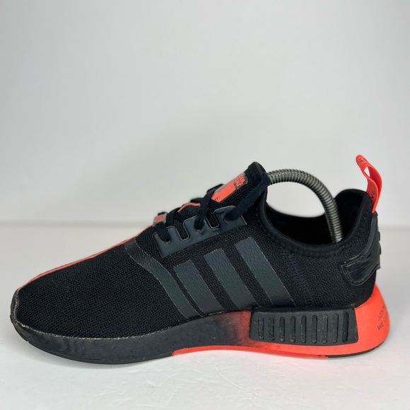 Adidas Mens NMD R1 Star Wars Darth Vader Black/Red FW2276 Size 6.5M Very Nice. - Picture 9 of 16